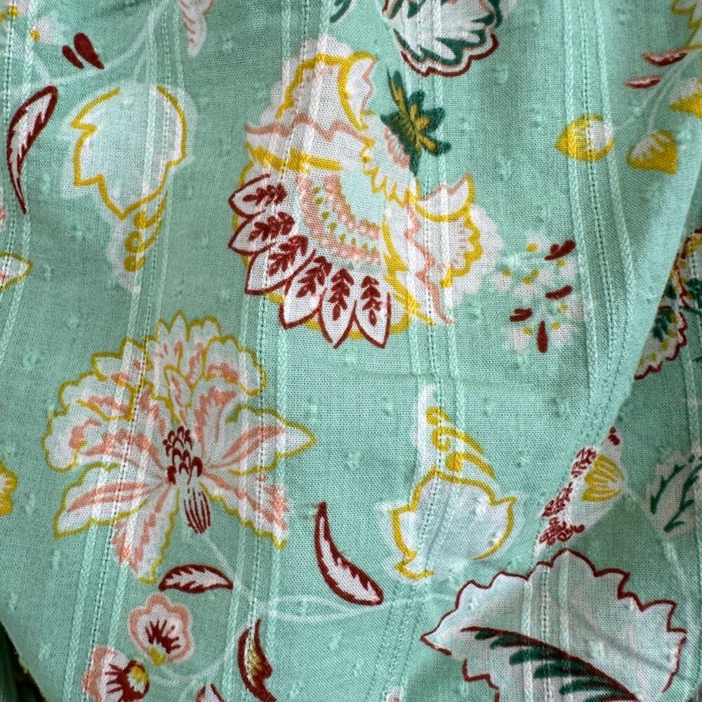 Torrid Top Women Plus 4X Blouse Cottage Boho Floral Summer Office Regency Green - Picture 4 of 12